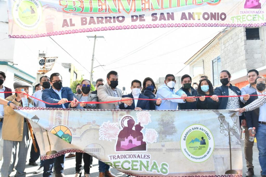 Espectacular inauguración de la edición 144 de las Trecenas, en Huamantla